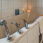 3 Bedroom Gorgeous In *