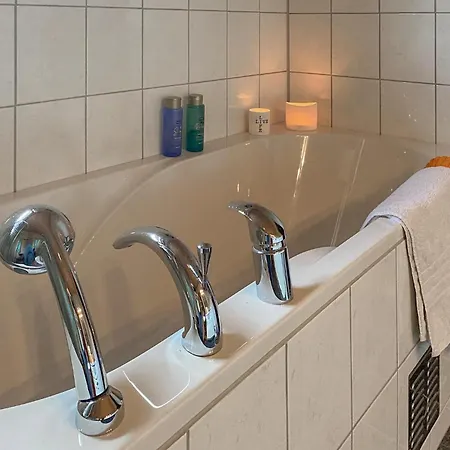 Leuke Woning In Met Keuken *