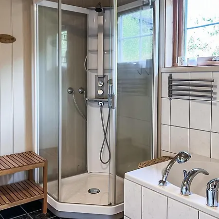 3 Bedroom Gorgeous In
