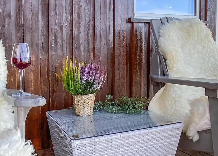 3 Bedroom Gorgeous In Hébergement de vacances *